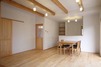 自然素材をふんだんに使った心地良い室内 自然素材をふんだんに使った心地良い室内