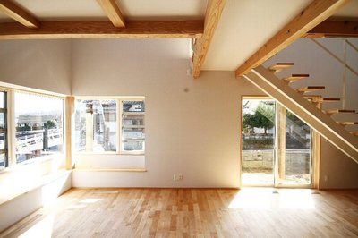 大きなコーナー窓から風景も取り込めます