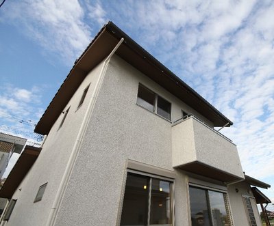 自然素材でできた「そとん壁」を使用の外壁