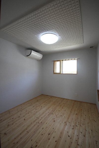 防音バッチリのピアノ室。他の部屋や隣近所を気にせず、趣味を楽しめます。 防音バッチリのピアノ室。他の部屋や隣近所を気にせず、趣味を楽しめます。