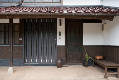 なんと玄関は2箇所 なんと玄関は2箇所