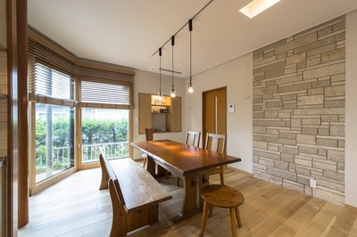 ダイニング側 ダイニング側